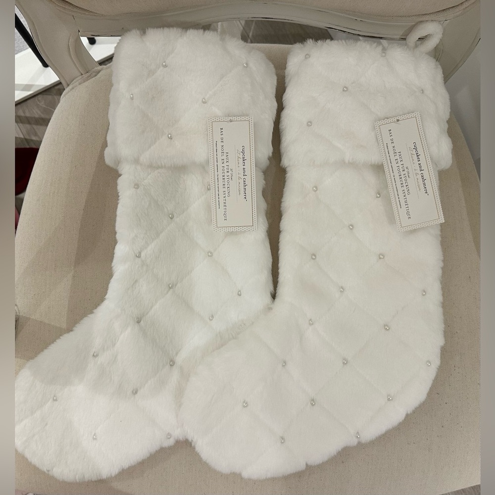 Cupcakes & Cashmere White Quilted Stockings With Pearl Detail Set of 2 NWT